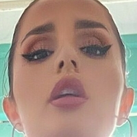 xomisscleo Alaston